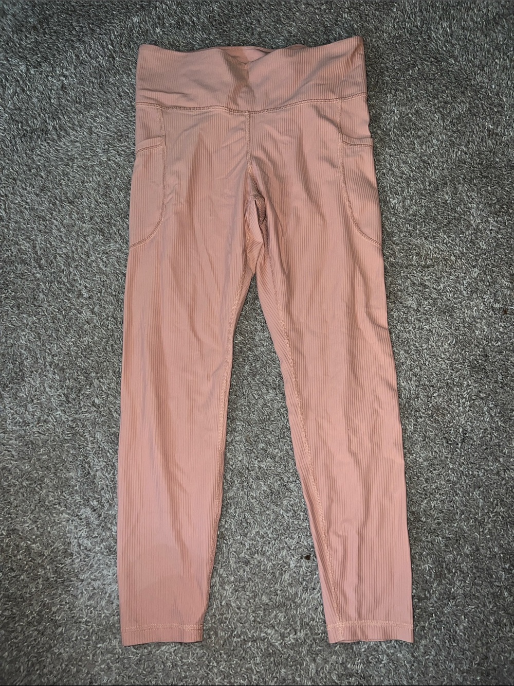Old Navy Ribbed High-Waist Leggings in Dusty Pink